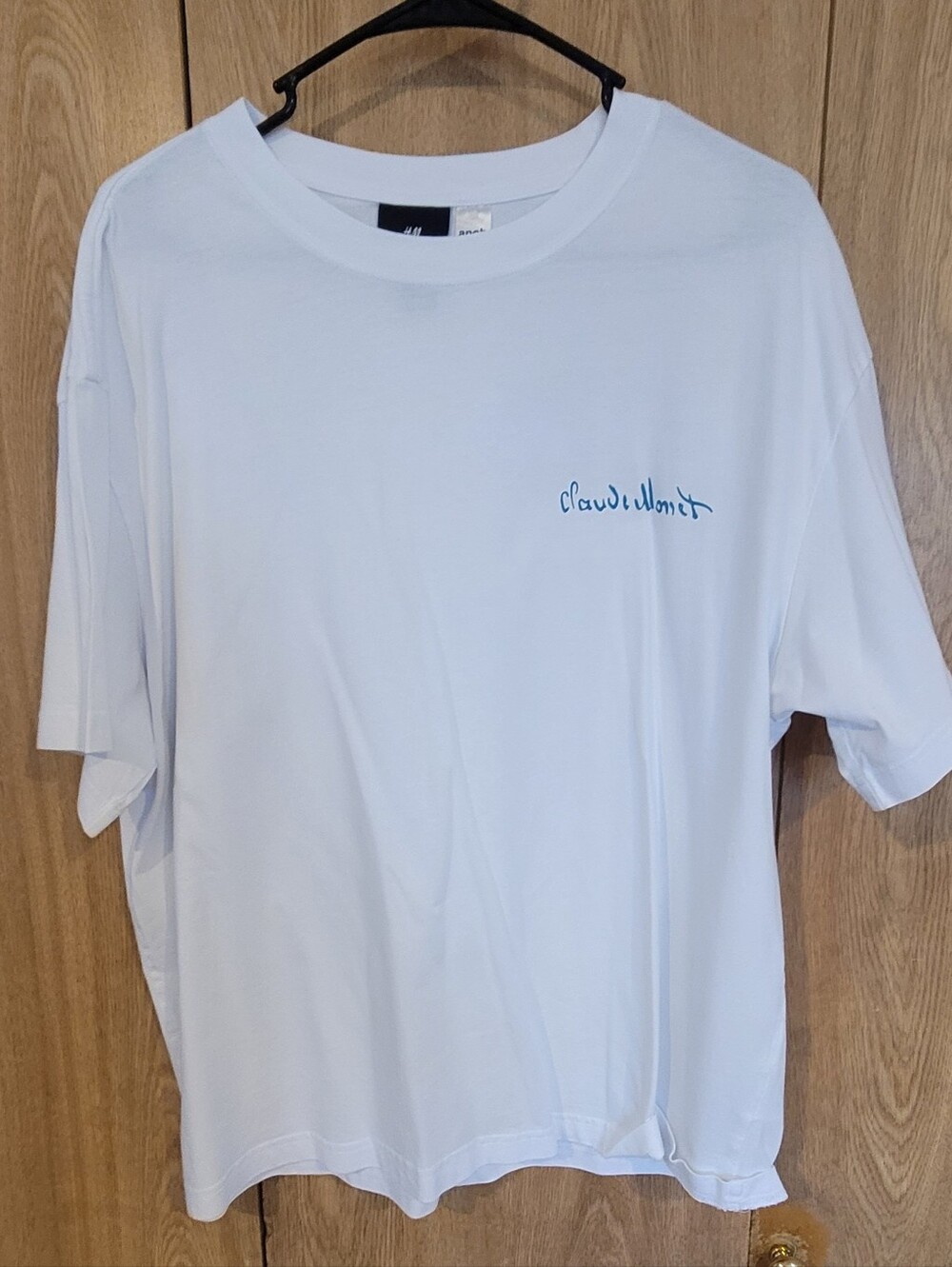 H&M Men’s XL White Crew Neck T-Shirt with Claude Monet Water Lilies